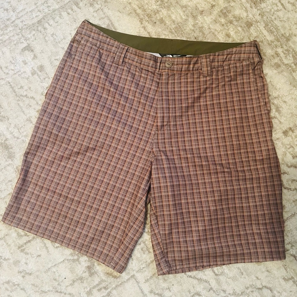 North Face shorts size 36